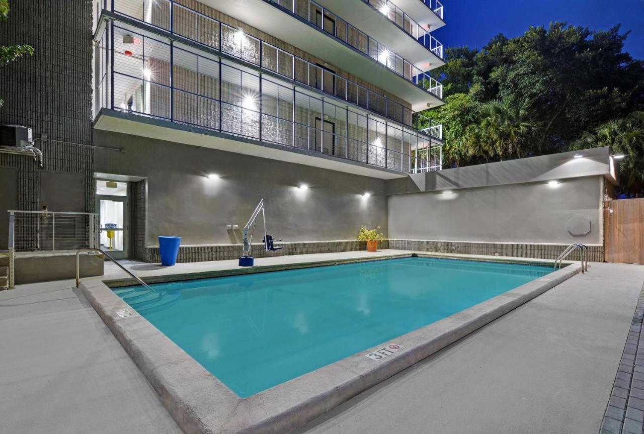 Motel 6-Cutler Bay, Fl Экстерьер фото