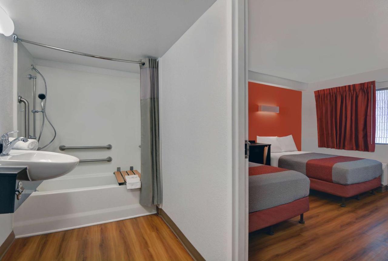 Motel 6-Cutler Bay, Fl Экстерьер фото