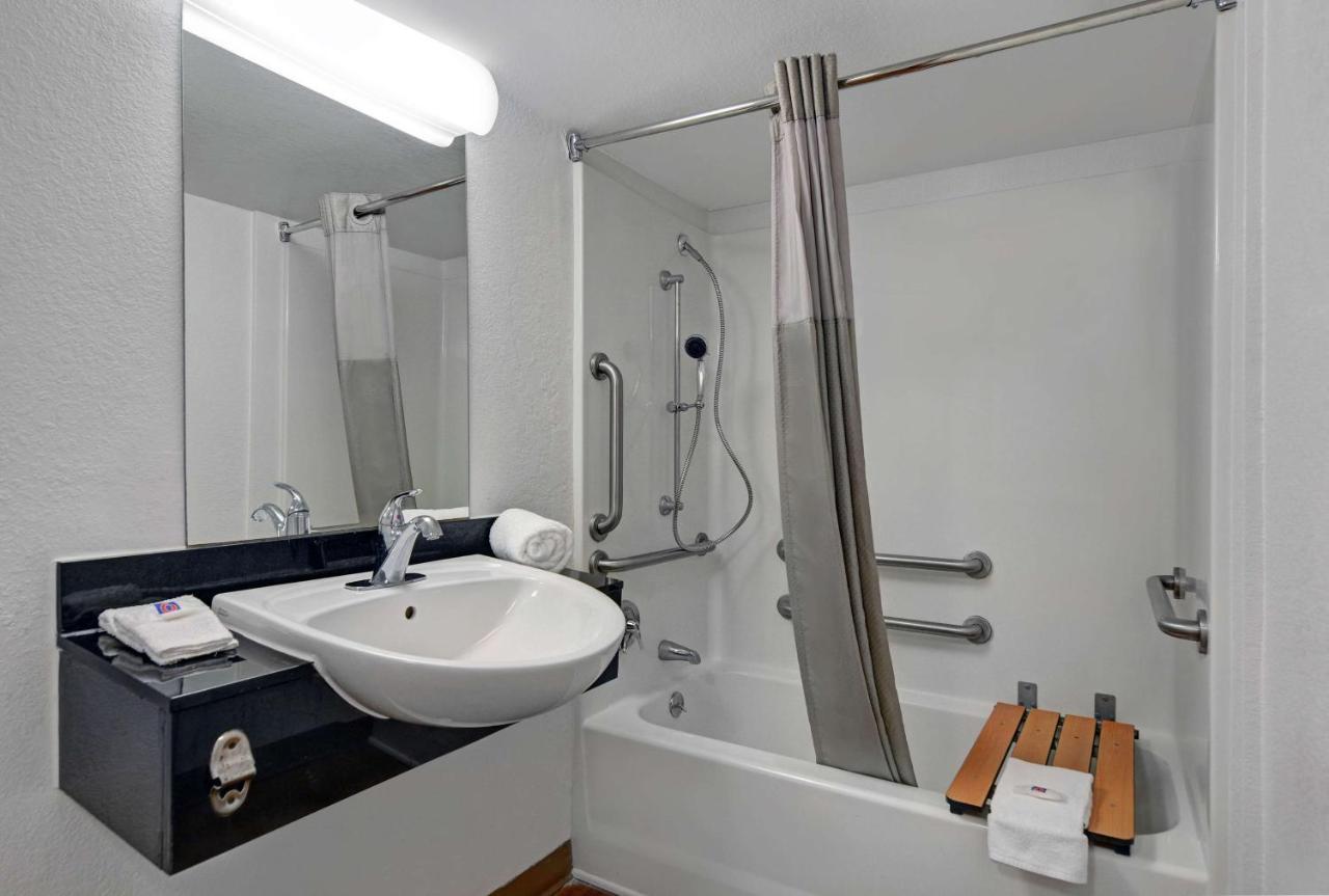 Motel 6-Cutler Bay, Fl Экстерьер фото