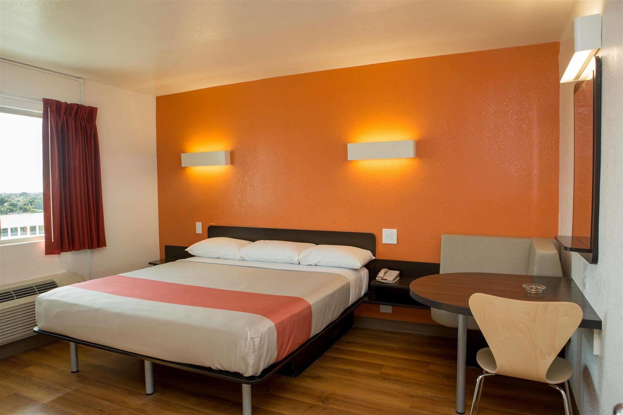 Motel 6-Cutler Bay, Fl Экстерьер фото