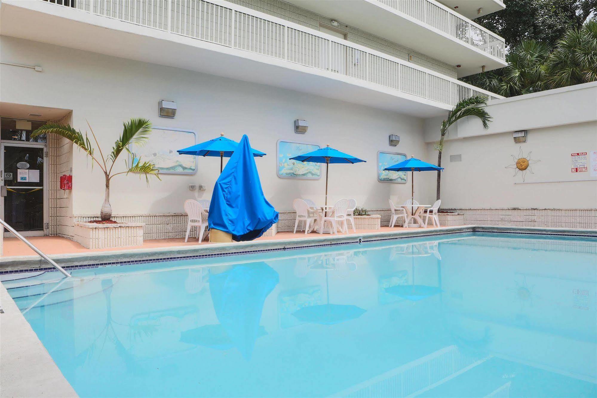 Motel 6-Cutler Bay, Fl Экстерьер фото