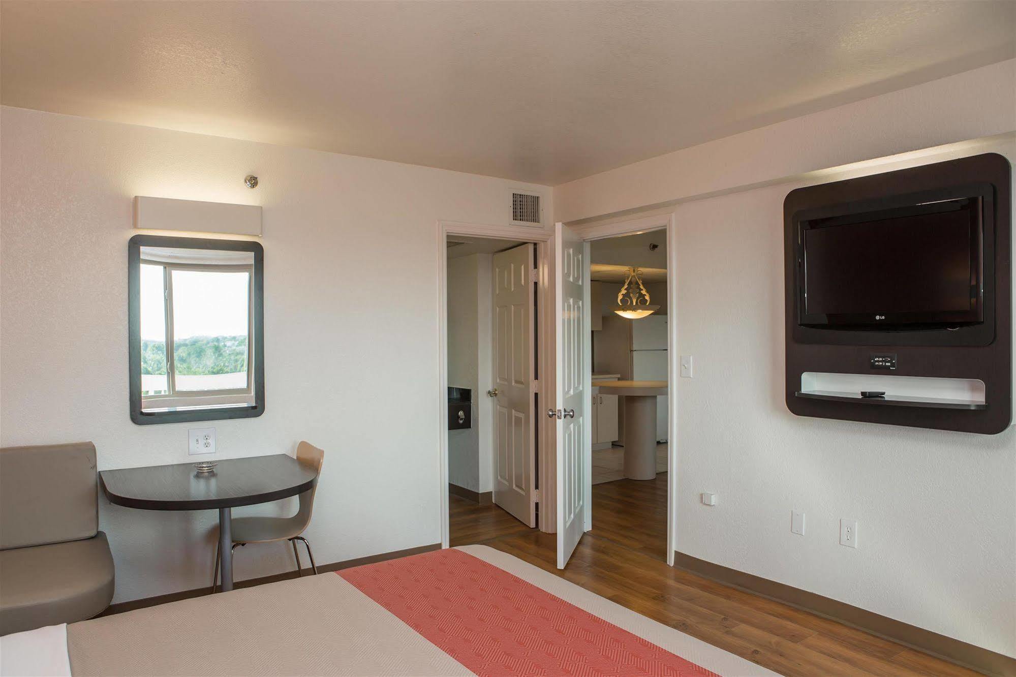 Motel 6-Cutler Bay, Fl Экстерьер фото