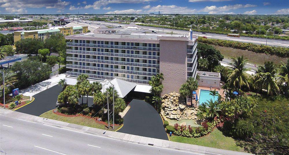 Motel 6-Cutler Bay, Fl Экстерьер фото